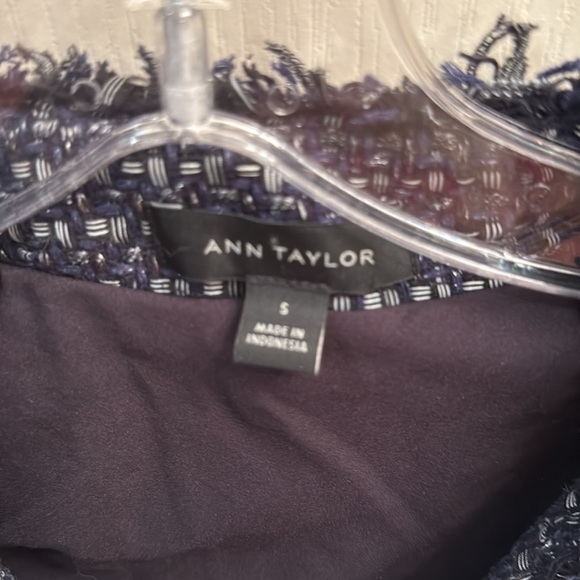 Ann Taylor blue tweed ruffle jacket. Navy blue and metallic size small - Picture 3 of 8